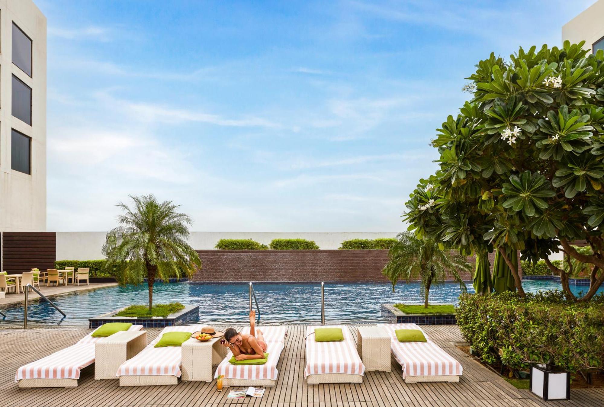 Pullman New Delhi Aerocity Экстерьер фото The Park, New Delhi