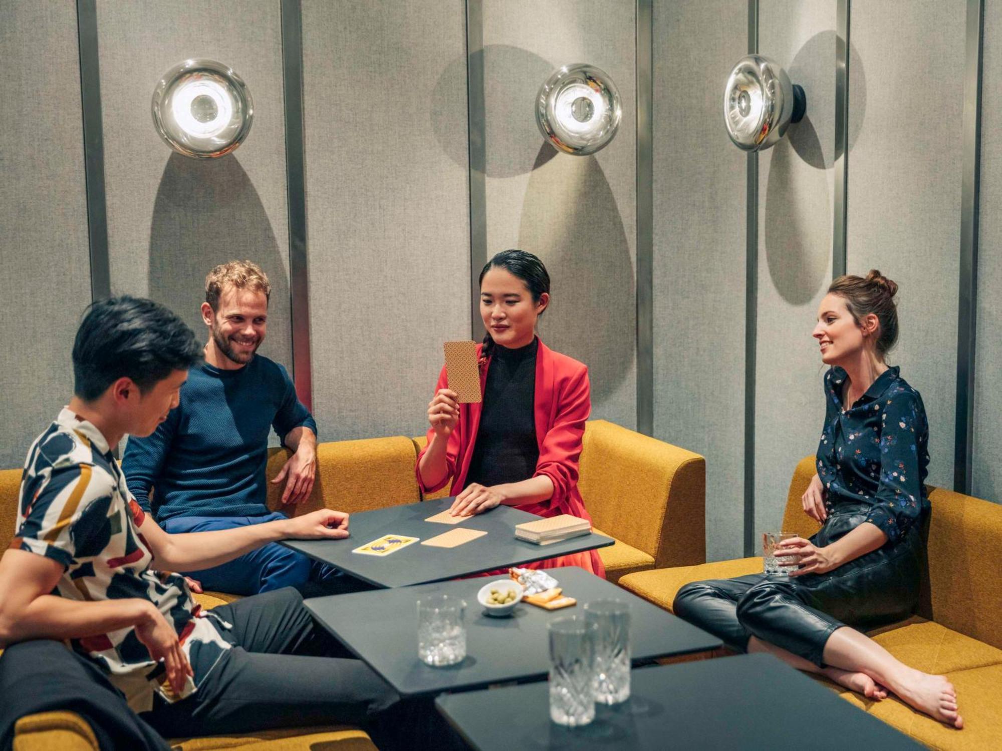 Pullman New Delhi Aerocity Экстерьер фото The band in 2019
