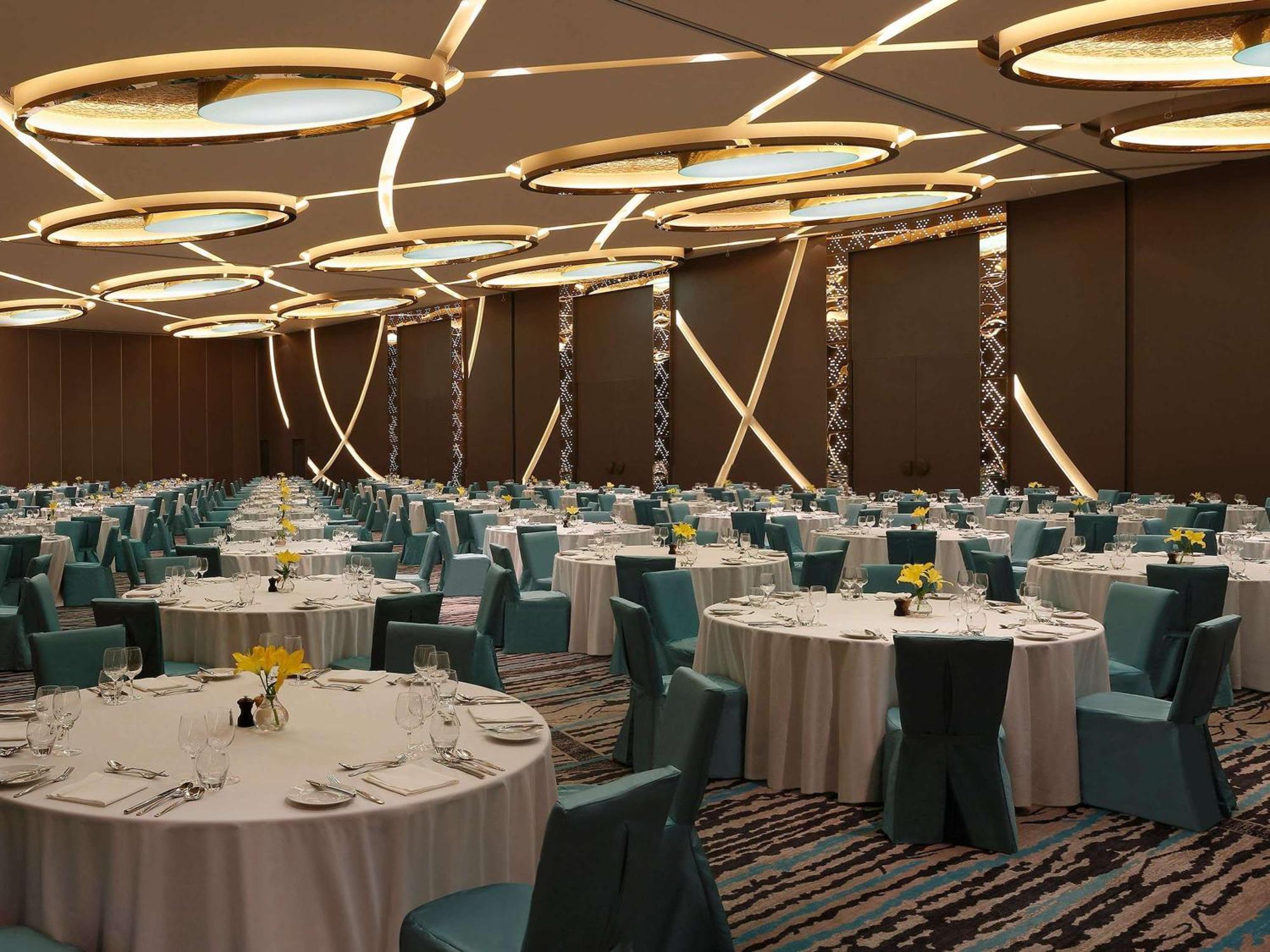 Pullman New Delhi Aerocity Экстерьер фото The ballroom