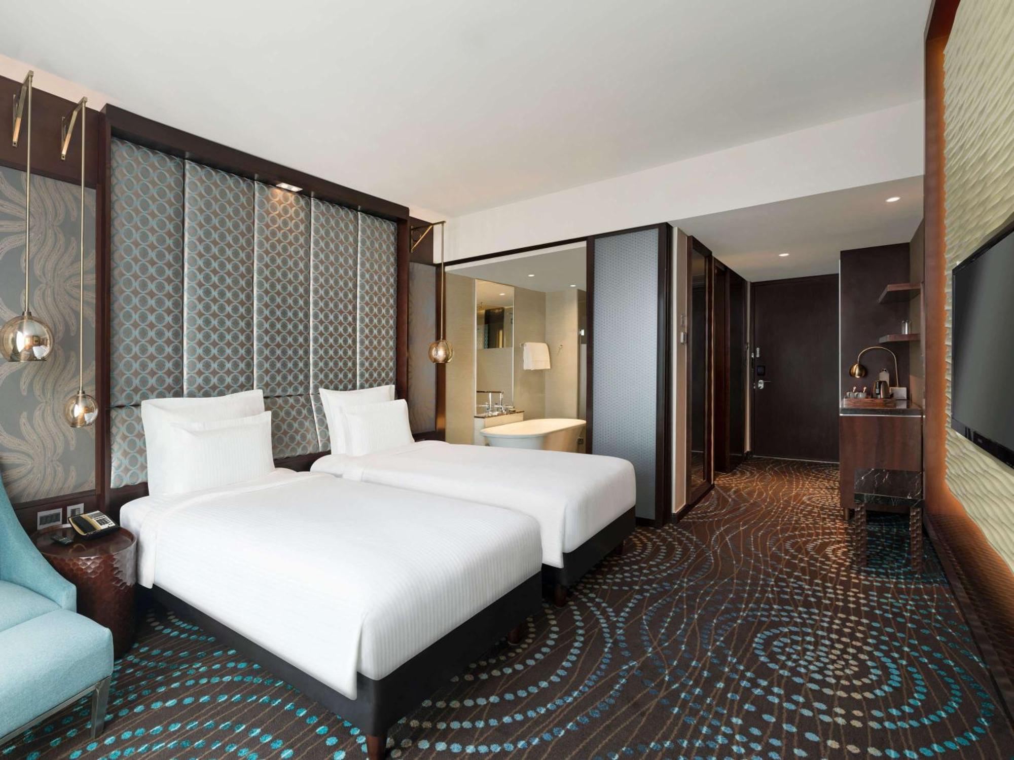 Pullman New Delhi Aerocity Экстерьер фото Deluxe Room