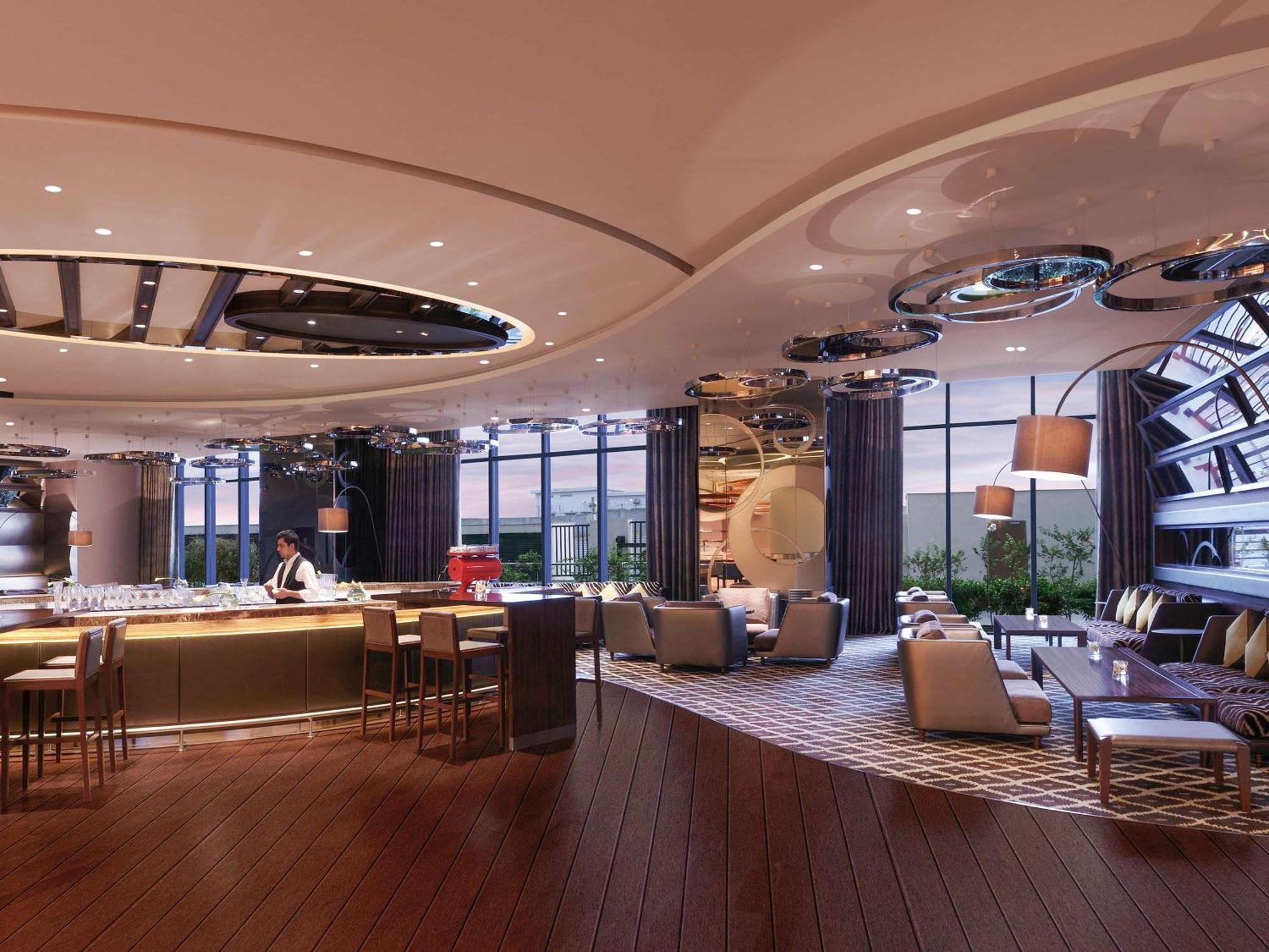 Pullman New Delhi Aerocity Экстерьер фото