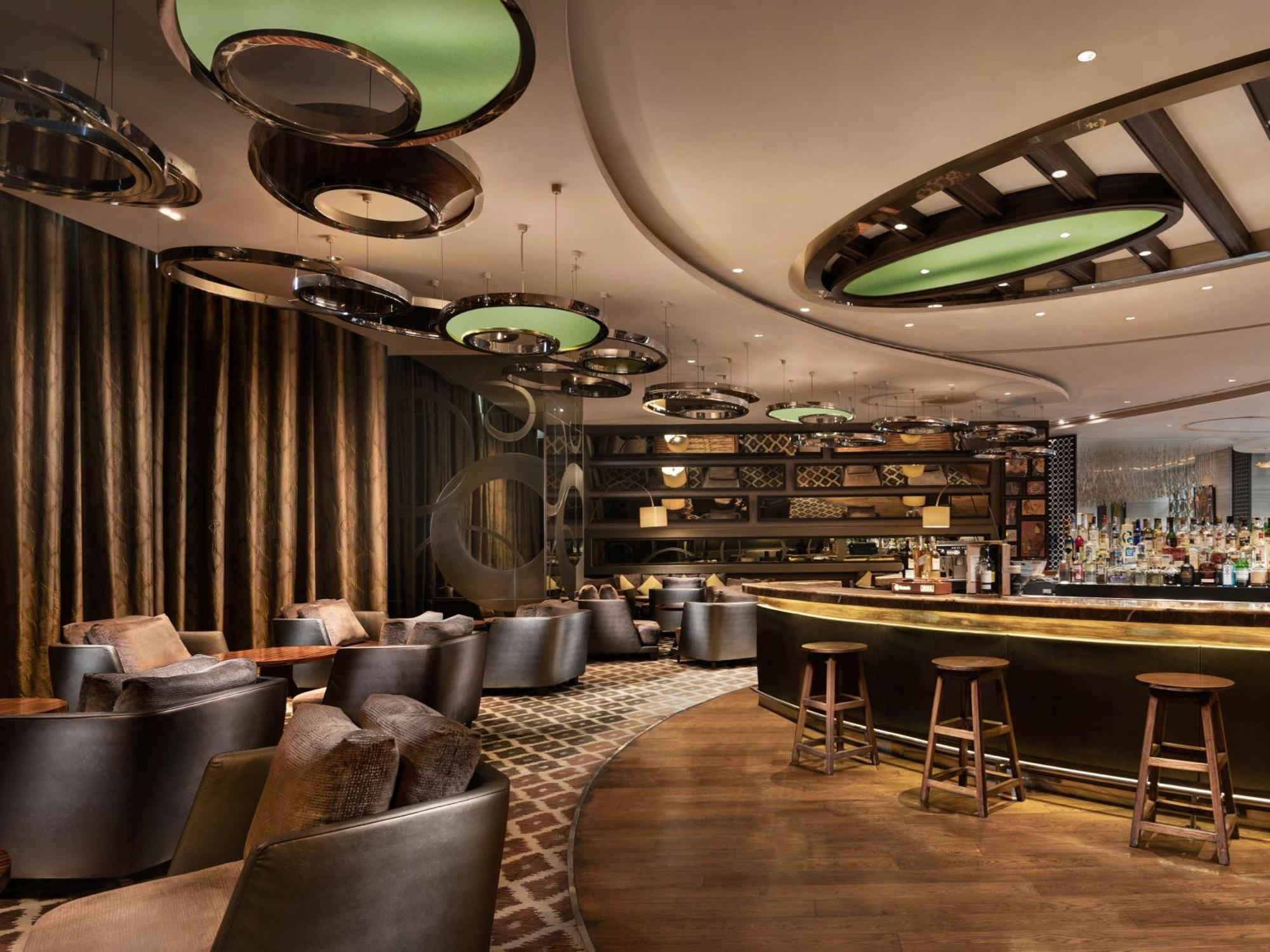 Pullman New Delhi Aerocity Экстерьер фото