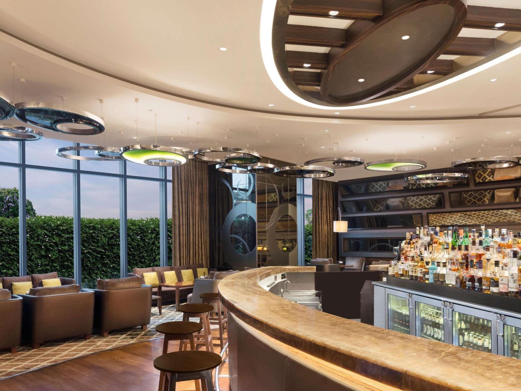 Pullman New Delhi Aerocity Экстерьер фото